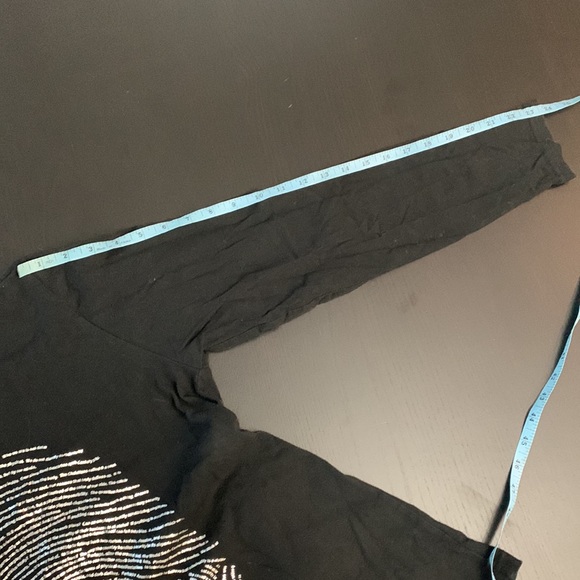 Black and metallic silver graphic long sleeve T-shirt size S - Picture 6 of 6